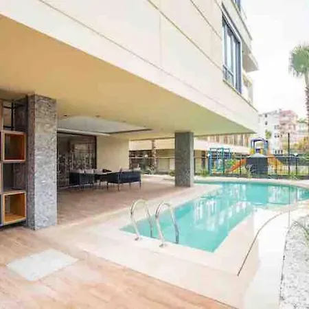 Appartement Lovely Citycentre Appt. Within 300M To The Beach